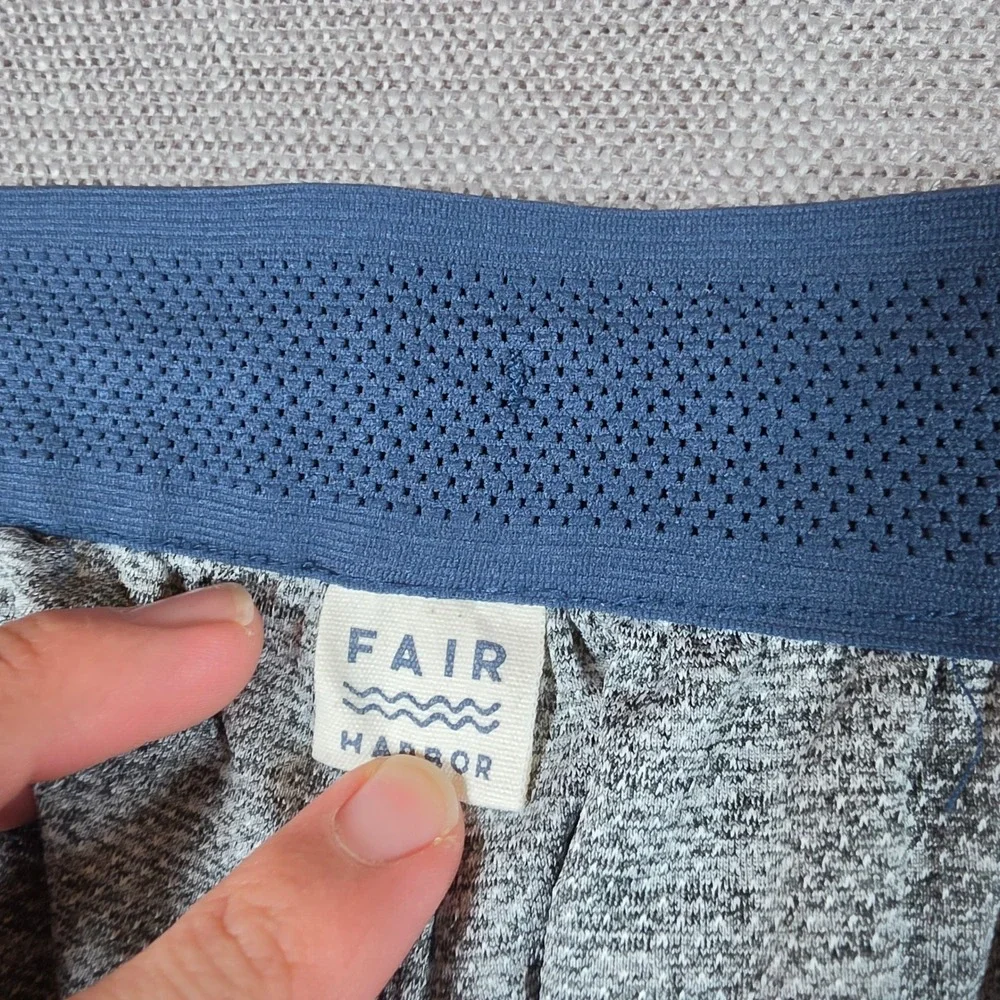 Fair Harbor Board Shorts Mens XXL 36x9 Navy Blue Striped Stretch